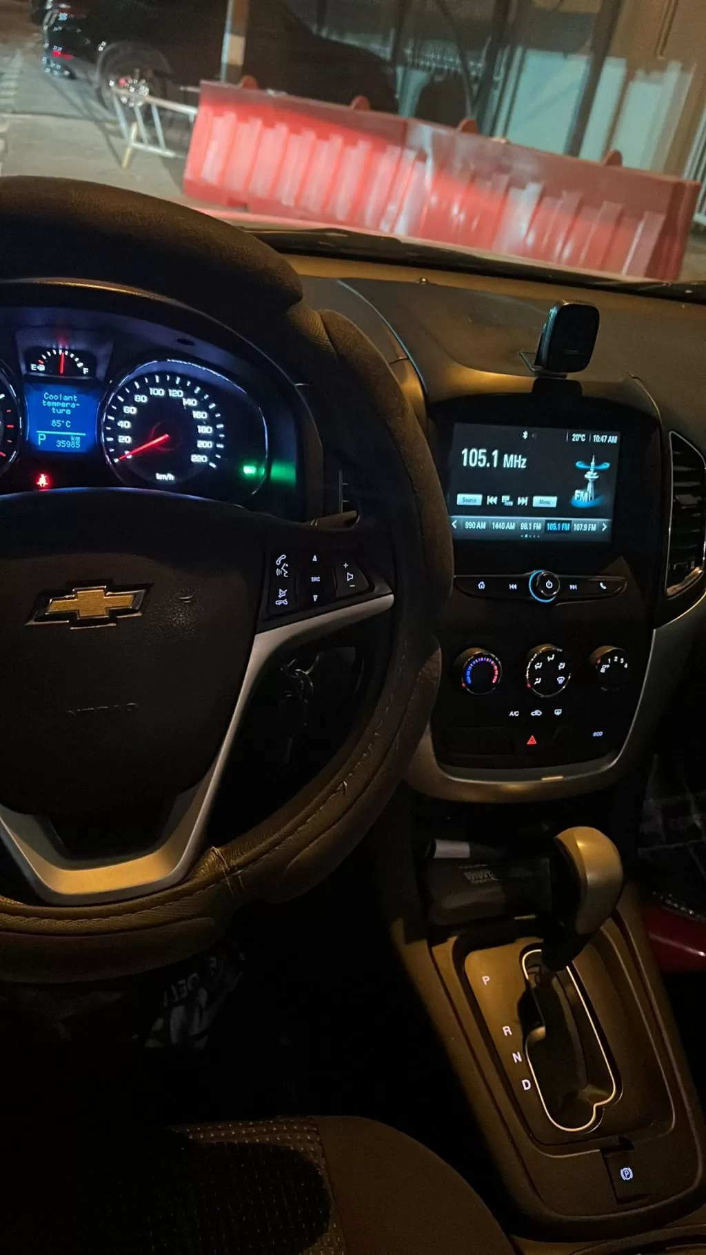 Used Chevrolet Captiva SUV For Sale in Kuwait #32122 - 1  image 