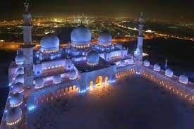 الكويت وانعكاس تفاصيل العمارة الاسلامية بالمسجد الكبير | الدين والروحانيات الكويت #1431 - 1  صورة 
