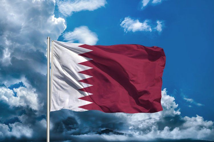 علم قطر ذات  قيمة تاريخية مهمة  في قطر  | الحكومي دولة قطر #447 - 1  صورة 