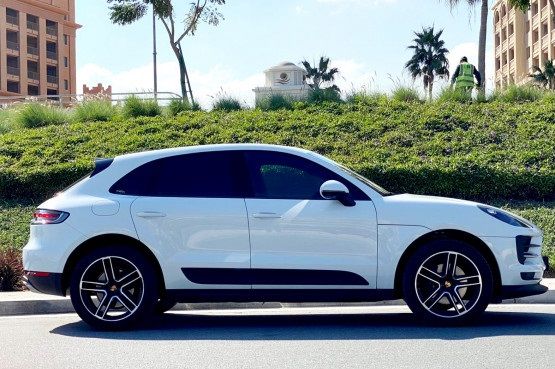 Used Porsche Macan For Sale in Doha-Qatar #10665 - 3  image 