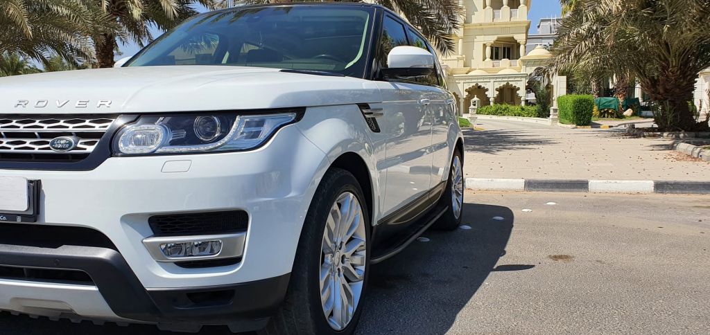 Used Land Rover Range Rover Sport For Sale in Kuwait-City , Al-Asimah-Governate #15417 - 1  image 