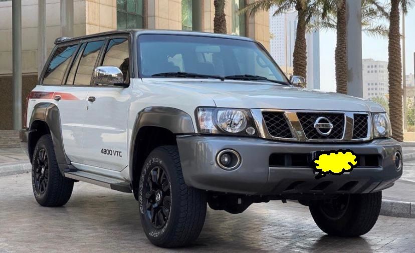 Used Nissan Patrol For Sale in Kuwait-City , Al-Asimah-Governate #15576 - 1  image 