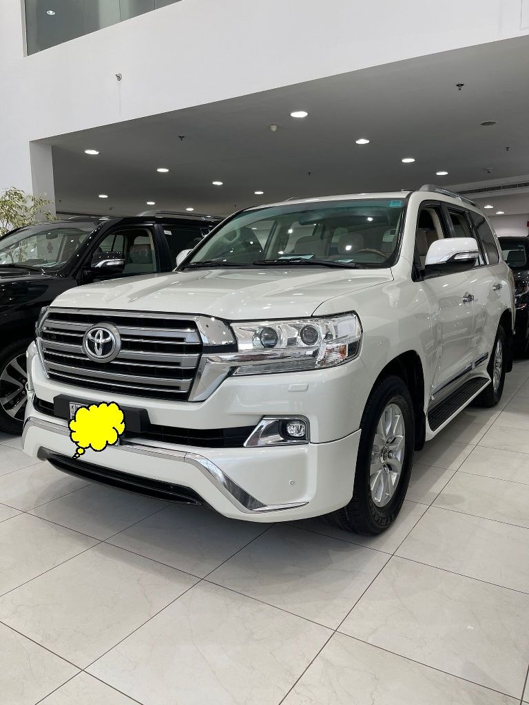 Used Toyota Land Cruiser For Sale in Kuwait-City , Al-Asimah-Governate #15677 - 1  image 