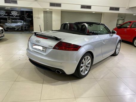 Used Audi Unspecified For Sale in Muharraq , Muharraq-Governorate #18412 - 1  image 