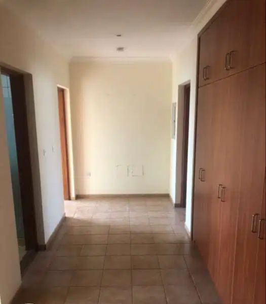 Residential Property 3+maid Bedrooms U/F Villa in Compound  for rent in Al-Nasr , Doha-Qatar #10656 - 4  image 