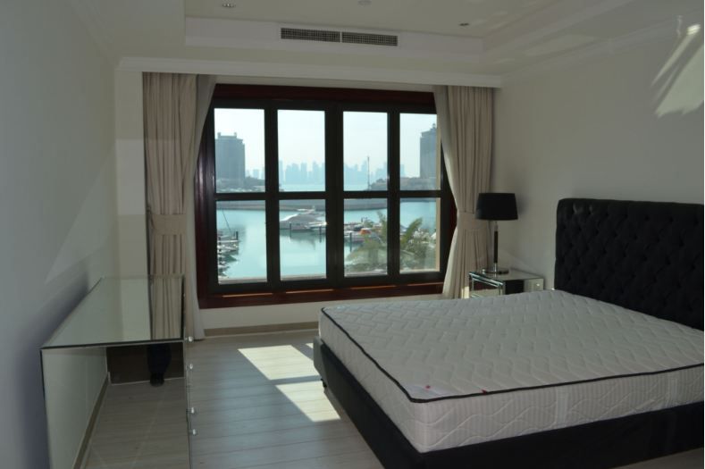 Residential Property 4 Bedrooms F/F Apartment  for rent in The-Pearl-Qatar , Doha-Qatar #13443 - 1  image 