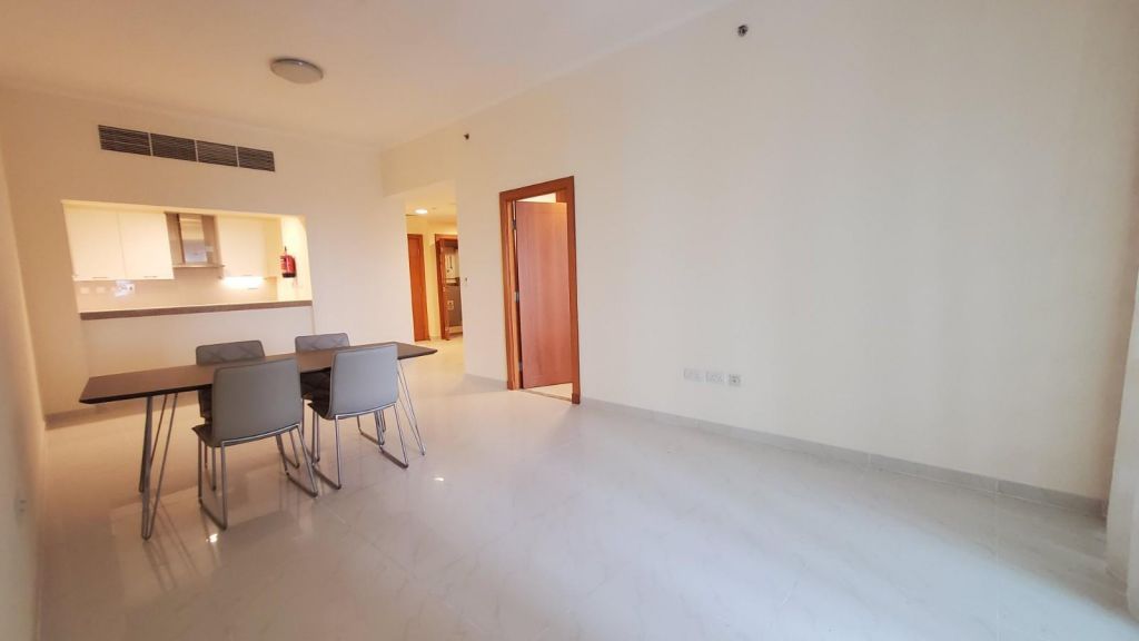 Residential Property 2 Bedrooms S/F Apartment  for rent in The-Pearl-Qatar , Doha-Qatar #14293 - 1  image 