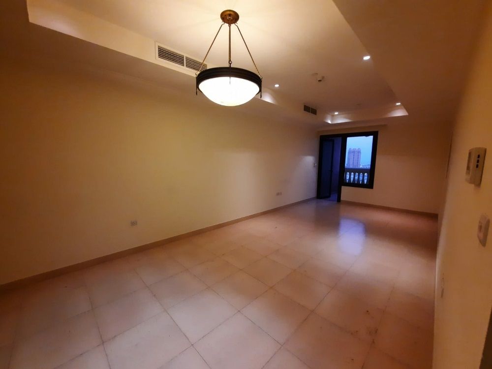 Residential Developed 1 Bedroom S/F Apartment  for sale in The-Pearl-Qatar , Doha-Qatar #14473 - 1  image 