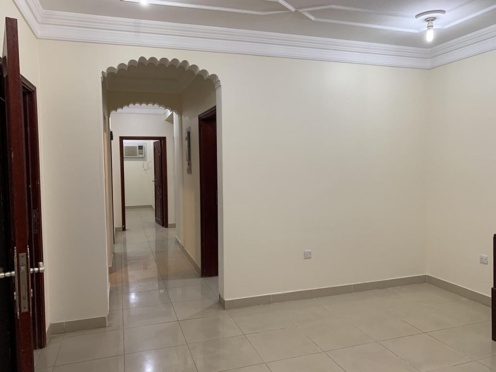 Residential Property 3 Bedrooms S/F Apartment  for rent in Old-Airport , Doha-Qatar #14563 - 1  image 