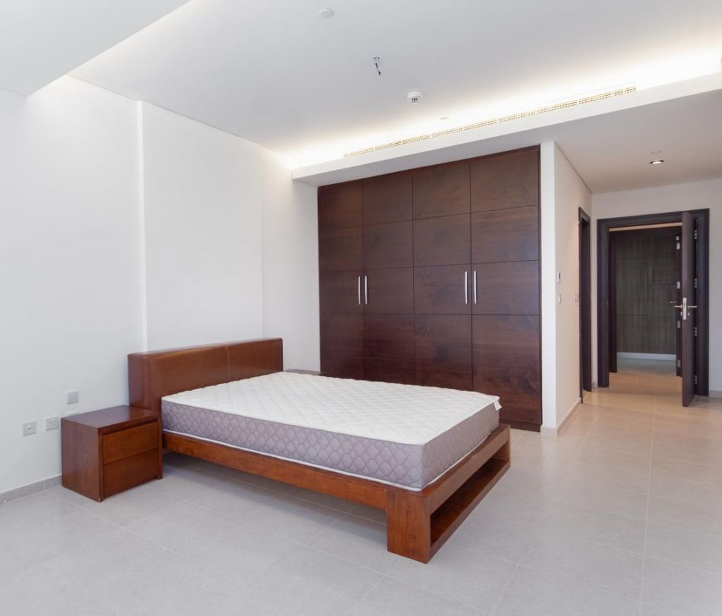 Residential Property 1 Bedroom F/F Apartment  for rent in The-Pearl-Qatar , Doha-Qatar #14764 - 2  image 