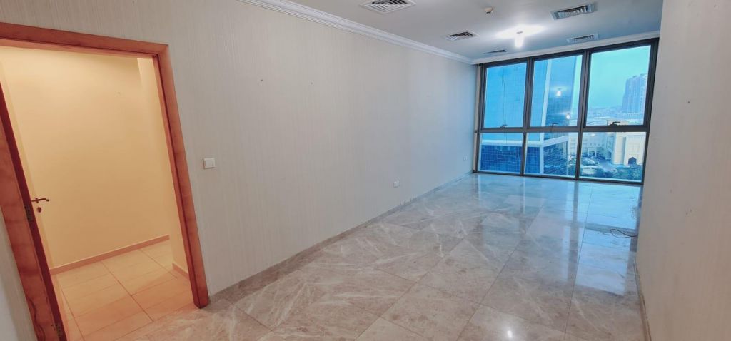 Residential Property 1 Bedroom S/F Apartment  for rent in Al-Dafna , Doha-Qatar #15987 - 1  image 
