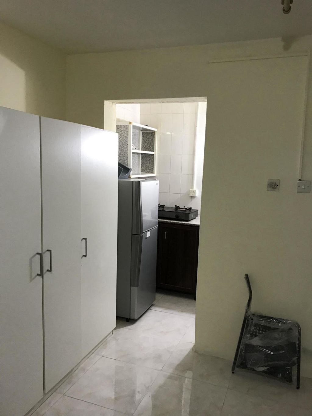 Residential Property 1 Bedroom F/F Apartment  for rent in Old-Airport , Doha-Qatar #16375 - 3  image 