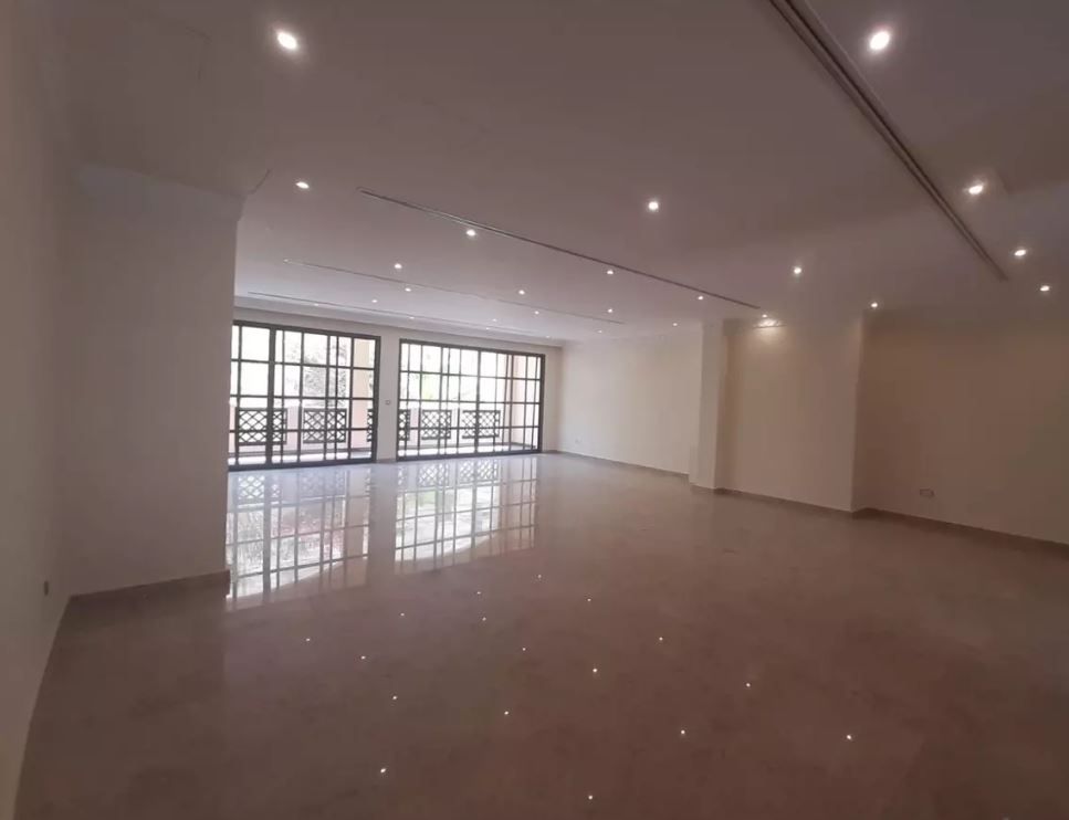 Residential Property 4+maid Bedrooms S/F Villa in Compound  for rent in Doha-Qatar #16642 - 1  image 