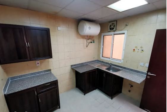 Residential Property 2 Bedrooms U/F Apartment  for rent in Old-Airport , Doha-Qatar #17017 - 2  image 