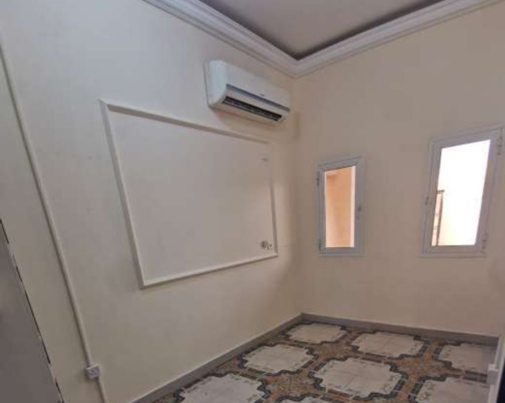 Residential Property 1 Bedroom U/F Apartment  for rent in Abu-Hamour , Doha-Qatar #17770 - 1  image 