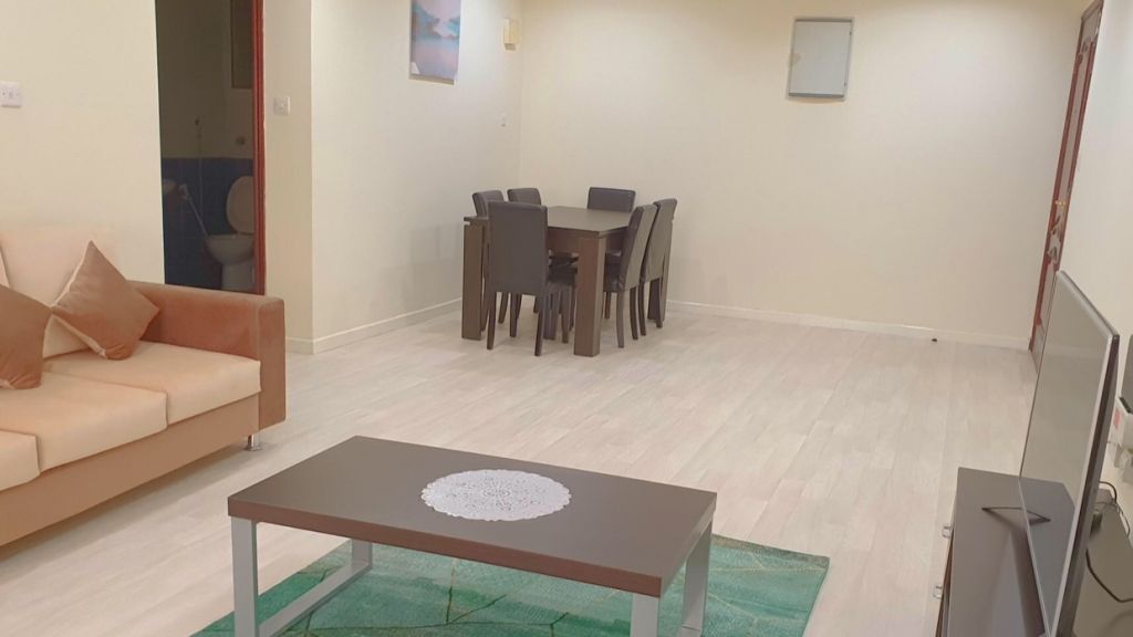 Residential Property 2 Bedrooms F/F Apartment  for rent in Al-Salata , Doha-Qatar #17806 - 2  image 