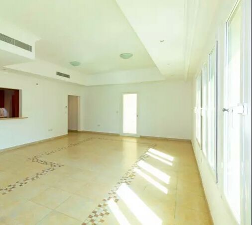 Residential Property 3 Bedrooms U/F Apartment  for rent in The-Pearl-Qatar , Doha-Qatar #18360 - 1  image 