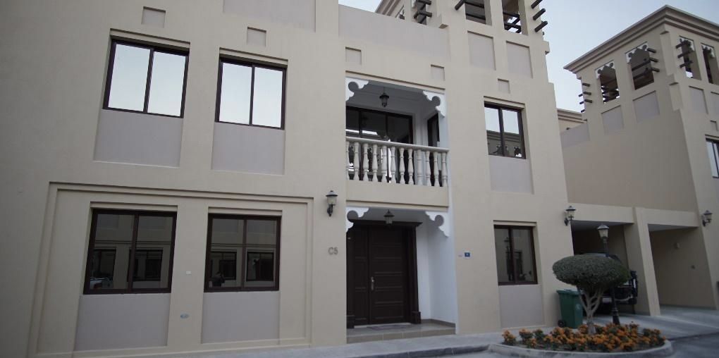 Residential Property 6 Bedrooms S/F Villa in Compound  for rent in Doha-Qatar #18393 - 1  image 