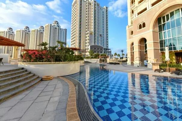 Residential Property 1 Bedroom S/F Apartment  for rent in The-Pearl-Qatar , Doha-Qatar #18493 - 4  image 