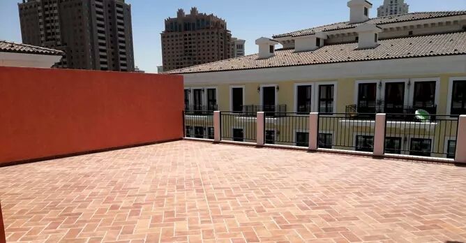 Residential Property 5 Bedrooms S/F Duplex  for rent in The-Pearl-Qatar , Doha-Qatar #19277 - 1  image 