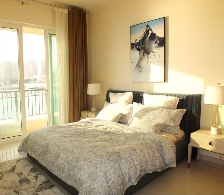 Mixed Use Property 2 Bedrooms F/F Townhouse  for rent in The-Pearl-Qatar , Doha-Qatar #19476 - 1  image 