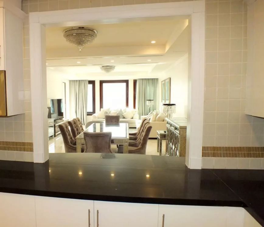 Mixed Use Property 2 Bedrooms F/F Townhouse  for rent in The-Pearl-Qatar , Doha-Qatar #19489 - 1  image 