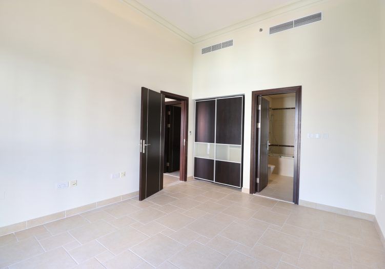 Residential Property 2 Bedrooms S/F Apartment  for rent in Doha-Qatar #20580 - 1  image 