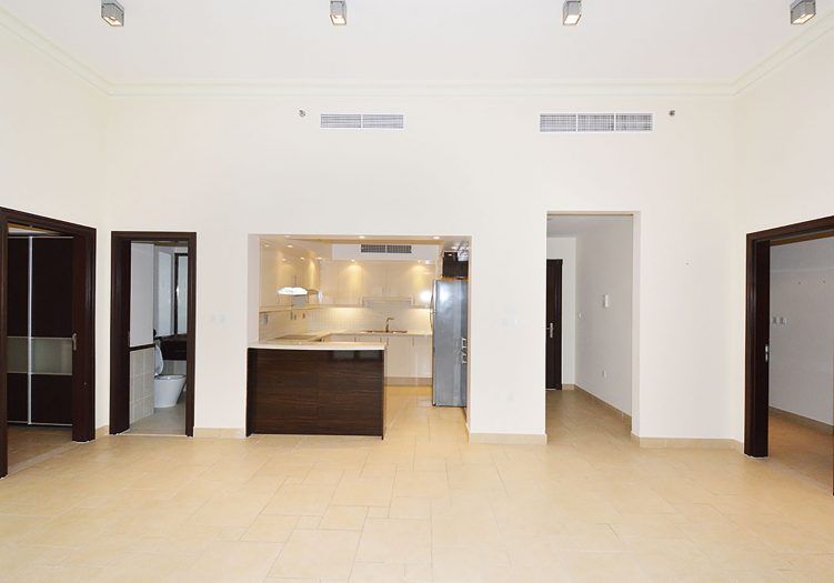 Residential Developed 2 Bedrooms S/F Apartment  for sale in The-Pearl-Qatar , Doha-Qatar #20722 - 1  image 