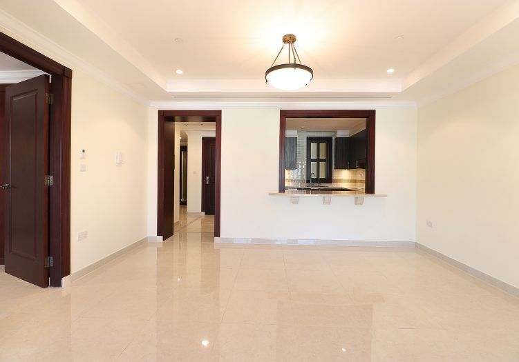Residential Developed 1 Bedroom S/F Townhouse  for sale in The-Pearl-Qatar , Doha-Qatar #20723 - 1  image 