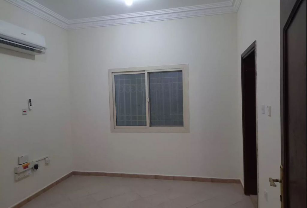 Residential Property 2 Bedrooms F/F Apartment  for rent in Al-Muntazah , Doha-Qatar #20829 - 1  image 