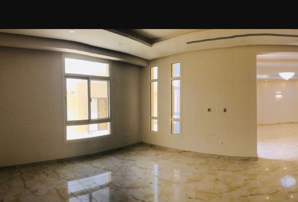Mixed Use Developed 3 Bedrooms U/F Bungalow  for sale in Al-Wukair , Al Wakrah #21225 - 1  image 