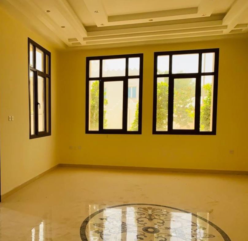 Mixed Use Developed 3 Bedrooms U/F Bungalow  for sale in West-Bay , Al-Dafna , Doha-Qatar #21233 - 1  image 