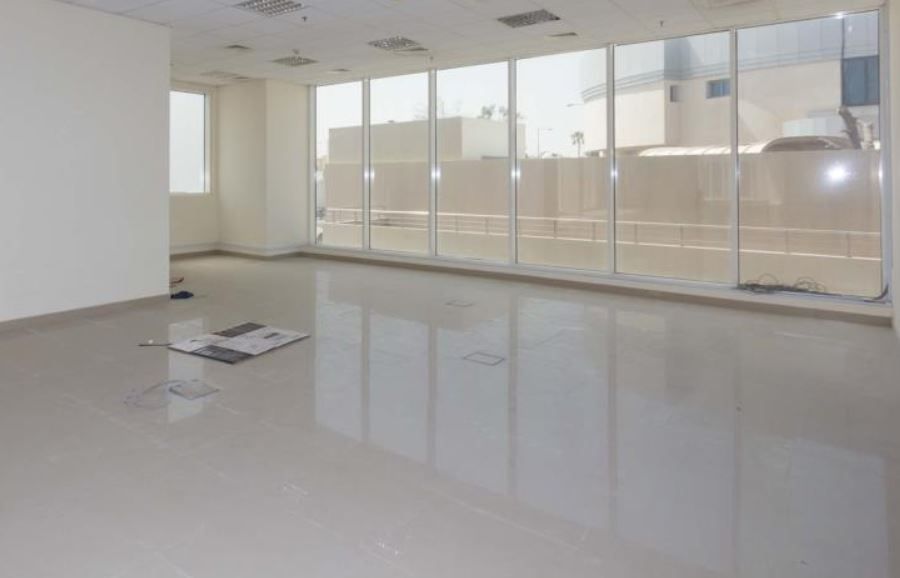 Mixed Use Developed 2 Bedrooms U/F Full Floor  for sale in Doha-Qatar #21578 - 1  image 