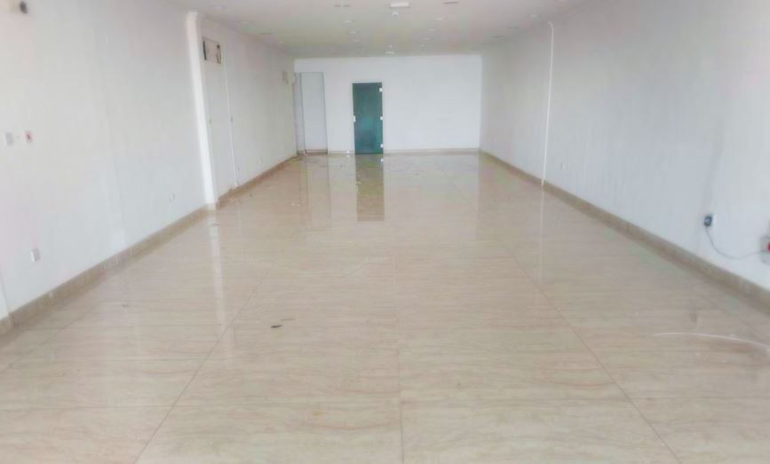 Commercial Property U/F Showroom  for rent in Old-Airport , Doha-Qatar #21688 - 1  image 