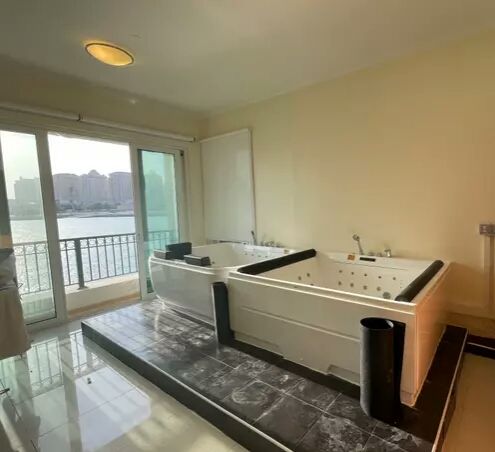 Residential Property 1 Bedroom F/F Apartment  for rent in The-Pearl-Qatar , Doha-Qatar #22528 - 1  image 