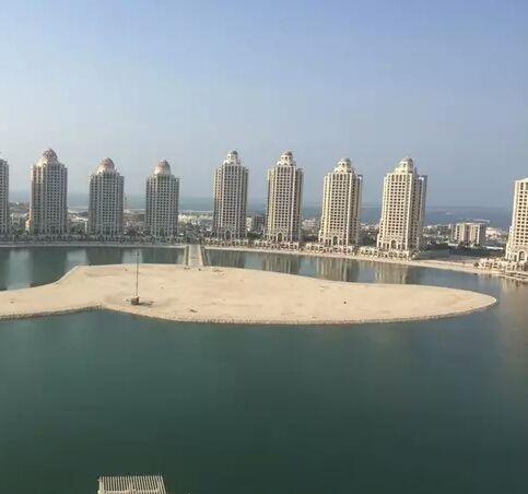 Residential Property 3 Bedrooms S/F Apartment  for rent in The-Pearl-Qatar , Doha-Qatar #22545 - 1  image 
