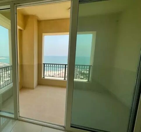 Residential Property 2 Bedrooms S/F Apartment  for rent in The-Pearl-Qatar , Doha-Qatar #22548 - 1  image 