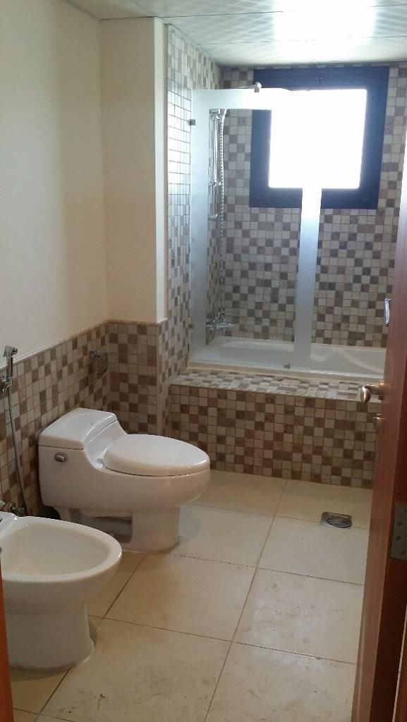 Residential Property Studio S/F Apartment  for rent in The-Pearl-Qatar , Doha-Qatar #22574 - 2  image 