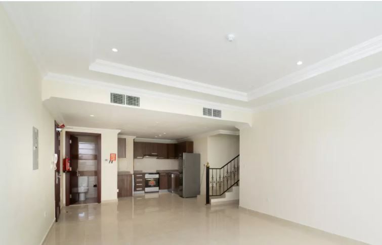 Residential Developed 2 Bedrooms S/F Apartment  for sale in Lusail , Doha-Qatar #22638 - 1  image 
