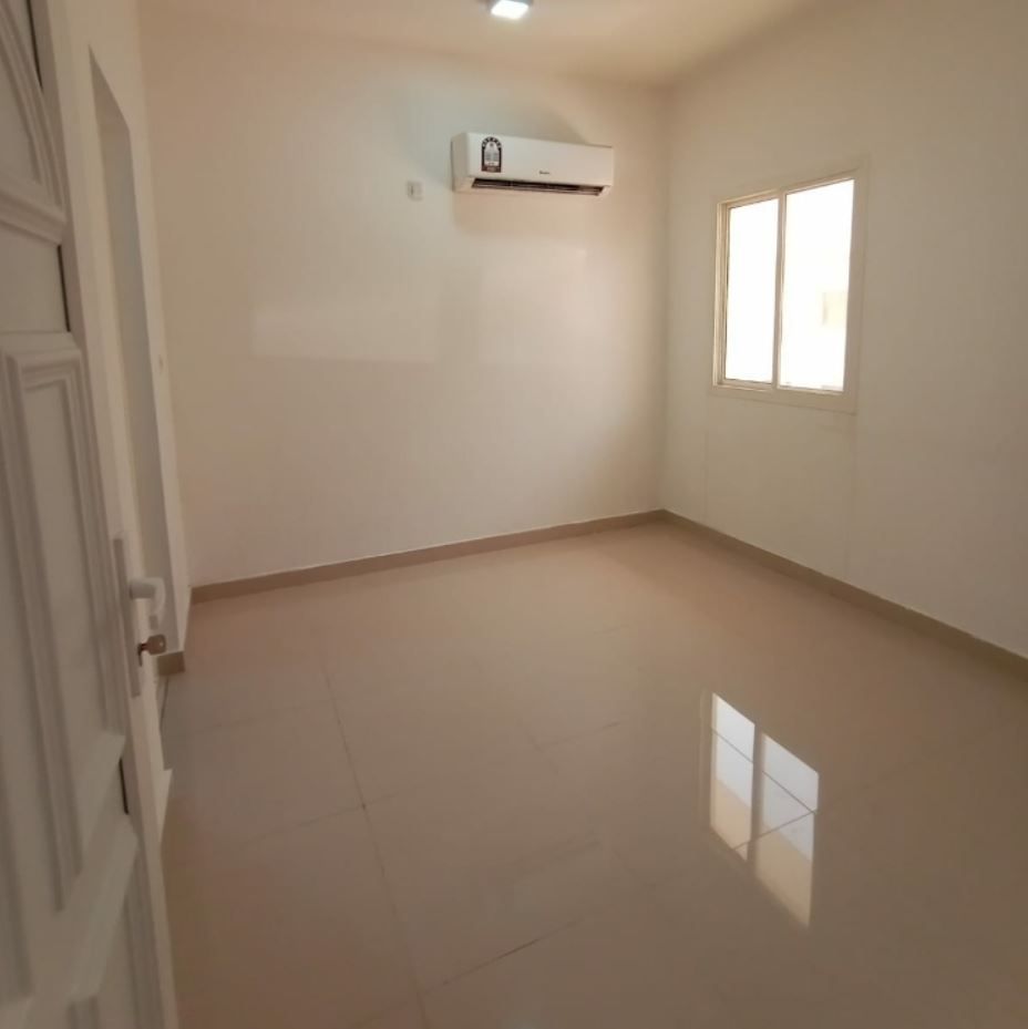 Residential Property 2 Bedrooms U/F Apartment  for rent in Doha-Qatar #22762 - 1  image 