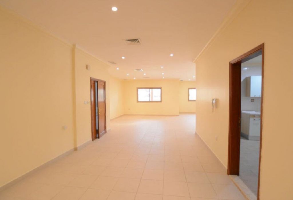 Residential Property 4 Bedrooms U/F Apartment  for rent in Salwa , Hawalli-Governorate #25112 - 1  image 