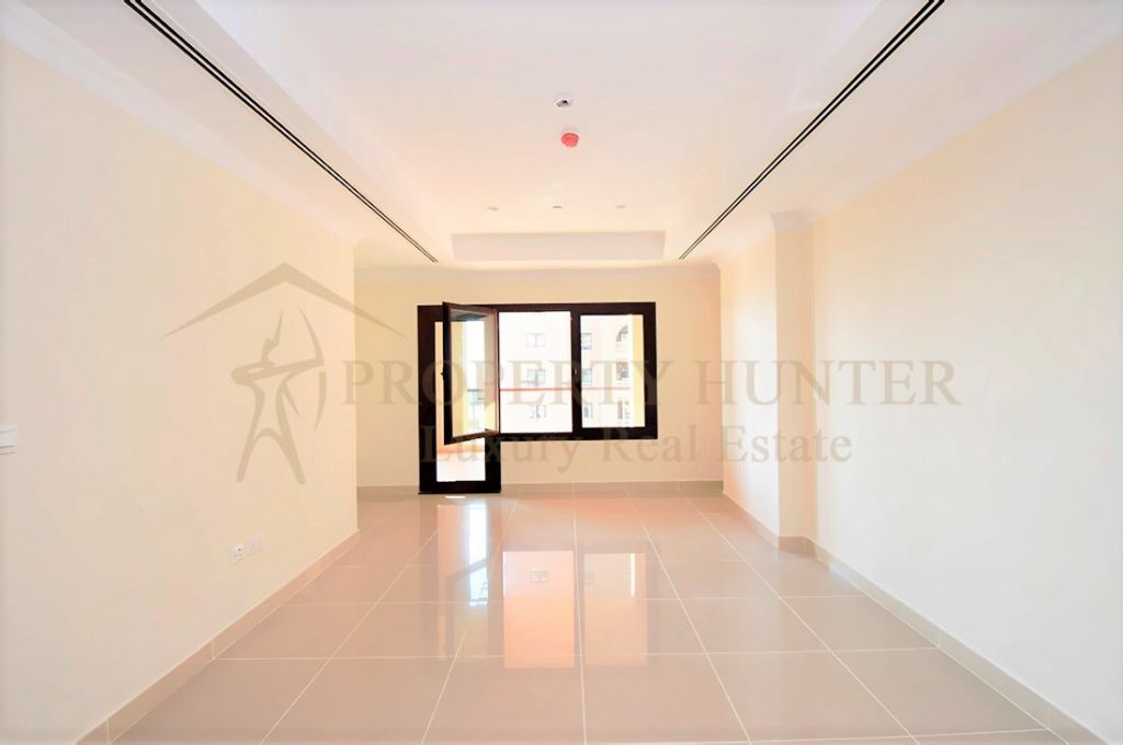 Residential Developed 1 Bedroom S/F Apartment  for sale in The-Pearl-Qatar , Doha-Qatar #26633 - 5  image 