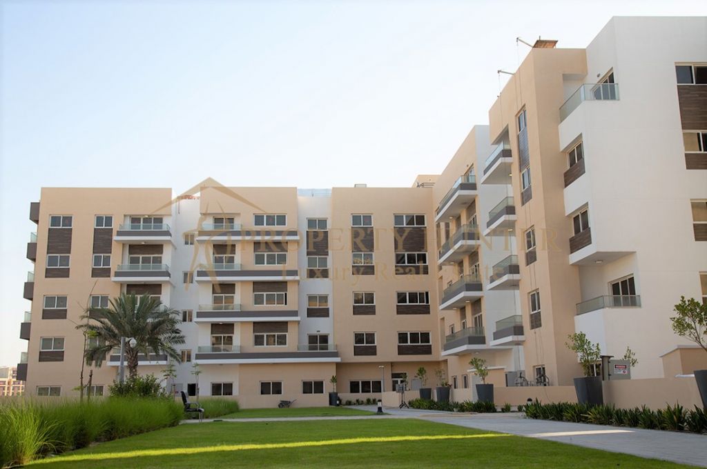 Residential Developed 3+maid Bedrooms U/F Apartment  for sale in Lusail , Doha-Qatar #28200 - 1  image 