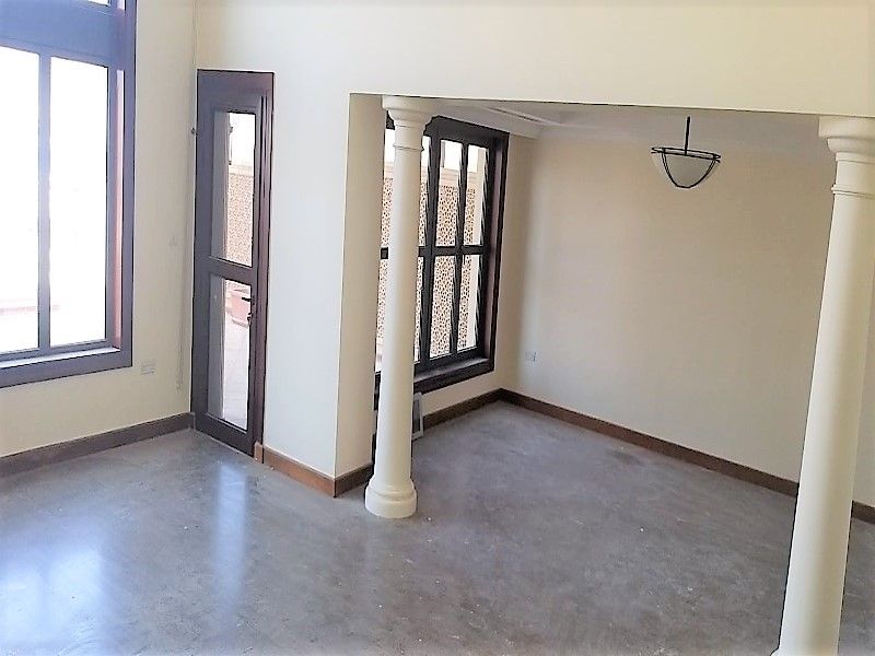 Mixed Use Property 2 Bedrooms S/F Townhouse  for rent in Doha-Qatar #37634 - 4  image 
