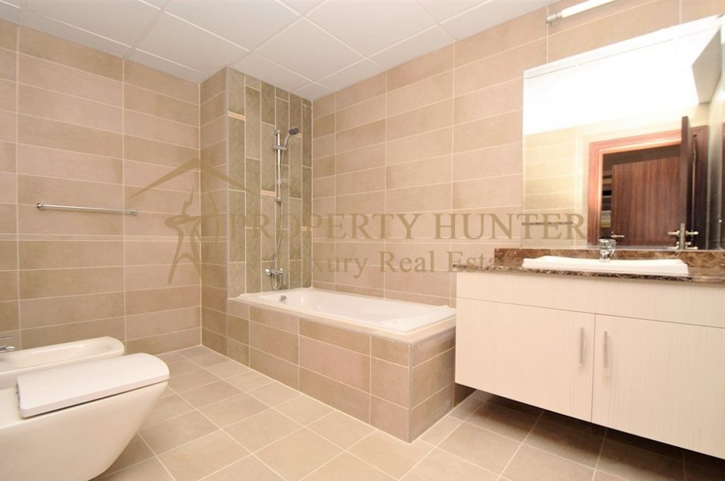 Residential Developed 1 Bedroom S/F Apartment  for sale in The-Pearl-Qatar , Doha-Qatar #39673 - 8  image 