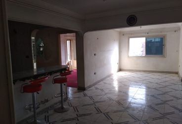 Residential Developed 2 Bedrooms S/F Apartment  for sale in Cairo , Cairo-Governorate #42108 - 1  image 