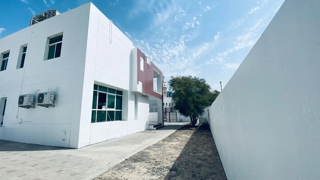 تجاری املاک آماده F/F ویلای مستقل  برای اجاره که در دبی #47003 - 1  image 