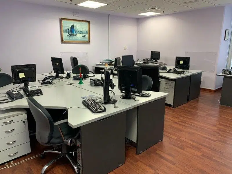 Commercial Ready Property F/F Office  for rent in Dubai #47266 - 1  image 