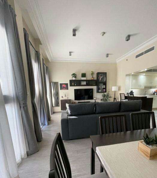 Residential Developed 1 Bedroom F/F Apartment  for sale in The-Pearl-Qatar , Doha-Qatar #9698 - 2  image 