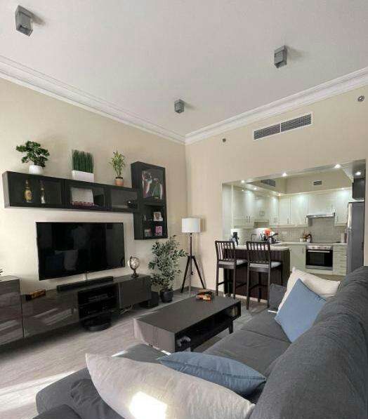 Residential Developed 1 Bedroom F/F Apartment  for sale in The-Pearl-Qatar , Doha-Qatar #9698 - 1  image 
